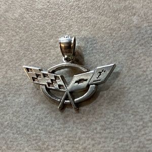 💥VINTAGE C5 CORVETTE EMBLEM PENDANT💥